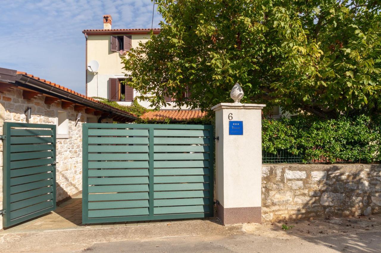 Holiday Stone House Bale Exterior photo